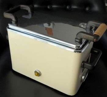 "AESCULAP" STERILIZER JC-314 No.216152 CA.1940/50s, WORKING ,MADE IN TUTTLINGEN GERMANY