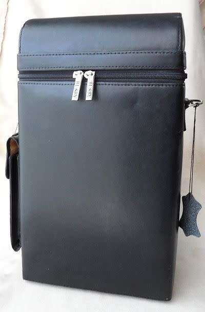 TUCANA 2 BOTTLE WINE CARRIER GENUINE BONDED LEATHER WITH STAINLESS STEEL WAITERSFRIEND