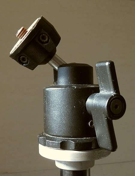 MANFROTTO PROFESSIONAL TRIPOD 190 B /G22  INCLUDING  MANFROTTO BALL HEAD 352 VGC MADE IN ITALY