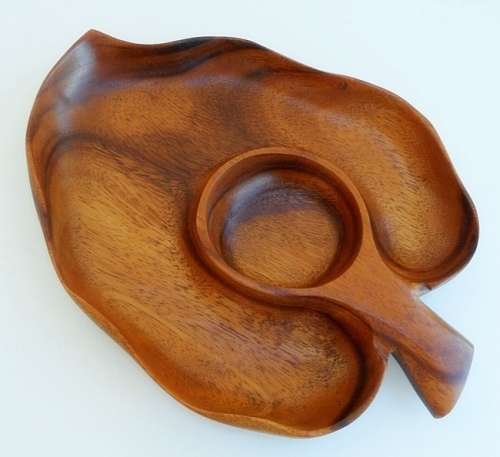 MONKEY POD WOOD SERVING TRAY/ BOWL  HAND CRAFTED 34.5 cm X 25.2 cm X 4 cm EXCELLENT CONDITION