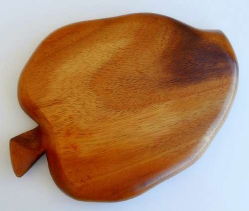 MONKEY POD WOOD SERVING TRAY/ BOWL  HAND CRAFTED 34.5 cm X 25.2 cm X 4 cm EXCELLENT CONDITION