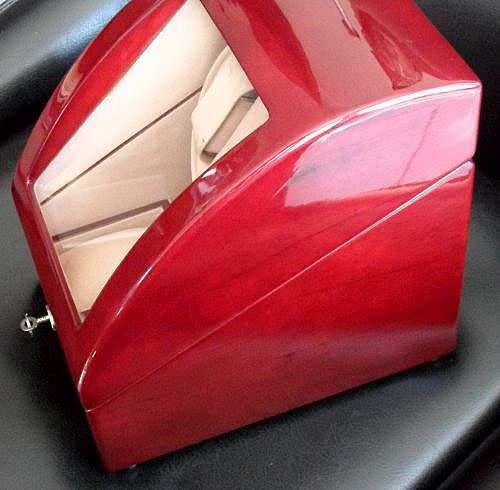 DOUBLE WATCH WINDER FOR AUTOMATIC WATCHES ,DIFFERENT ROTATING MODES WITH CONTROL LIGHT PIANO FINISH