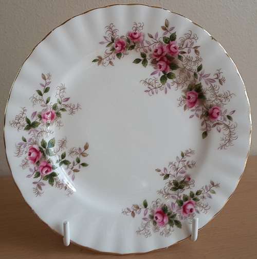 Royal Albert "Lavender Rose" Cake or Side Plate