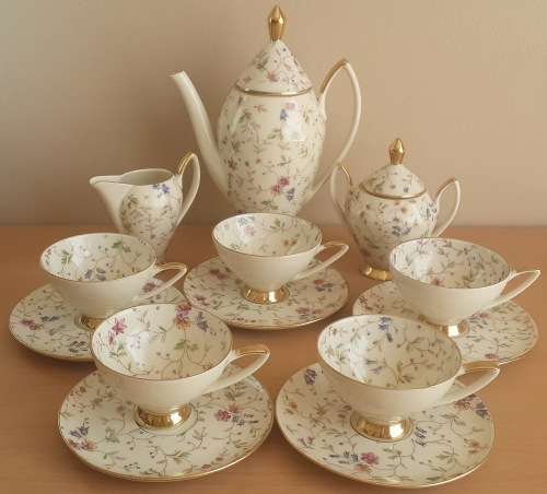 *RARE* Bavarian "Alka" Demitasse Set