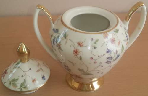 *RARE* Bavarian "Alka" Demitasse Set