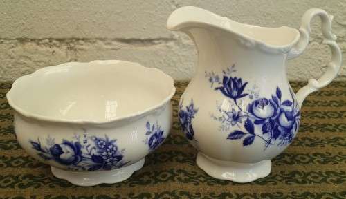 Royal Albert "Connoisseur" Milk Jug & Sugar Bowl