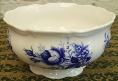 Royal Albert "Connoisseur" Milk Jug & Sugar Bowl