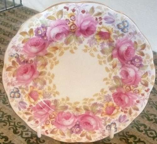 Royal Albert `Serena` Plate