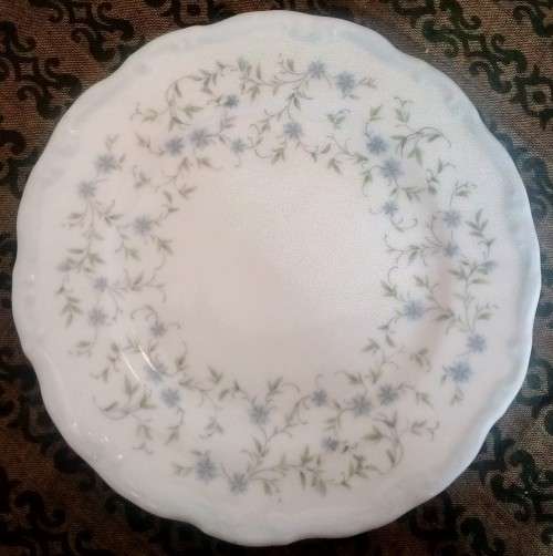 Royal Albert "Caroline" Plate