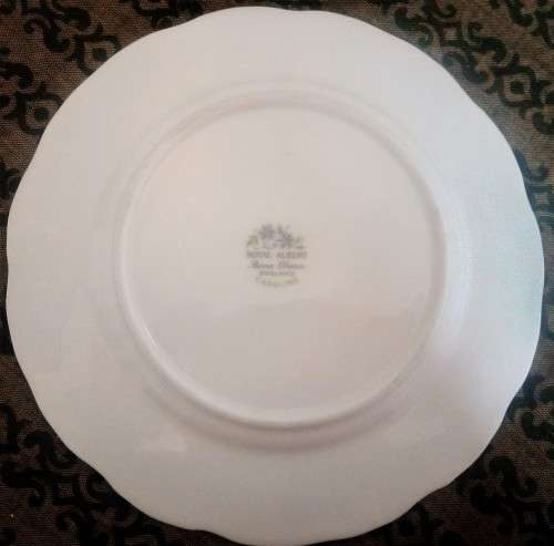 Royal Albert "Caroline" Plate