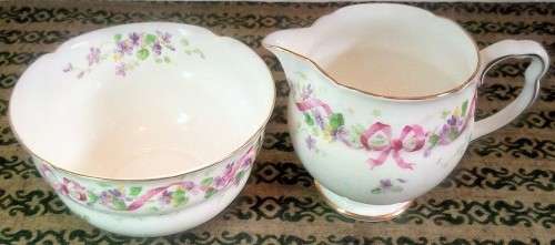 Royal Doulton "Honiton" Milk & Sugar Set