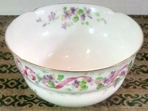 Royal Doulton "Honiton" Milk & Sugar Set