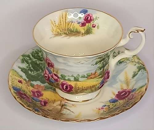 Royal Albert `Harvest Song` (Country Scenes Series) Duo *RARE*