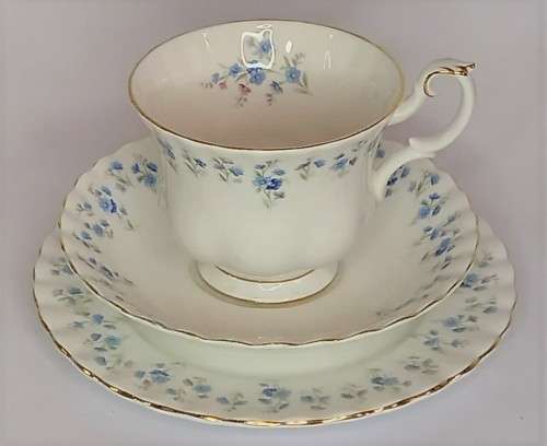 Royal Albert `Memory Lane` Trio (4 available)