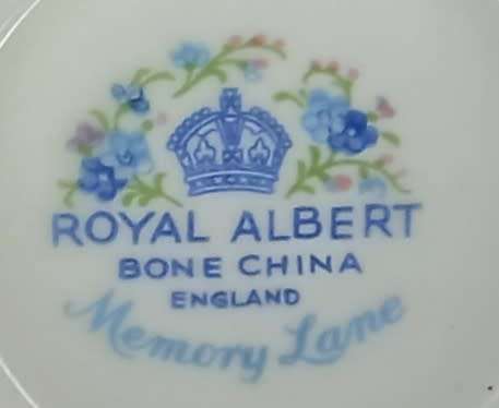 Royal Albert `Memory Lane` Trio (4 available)