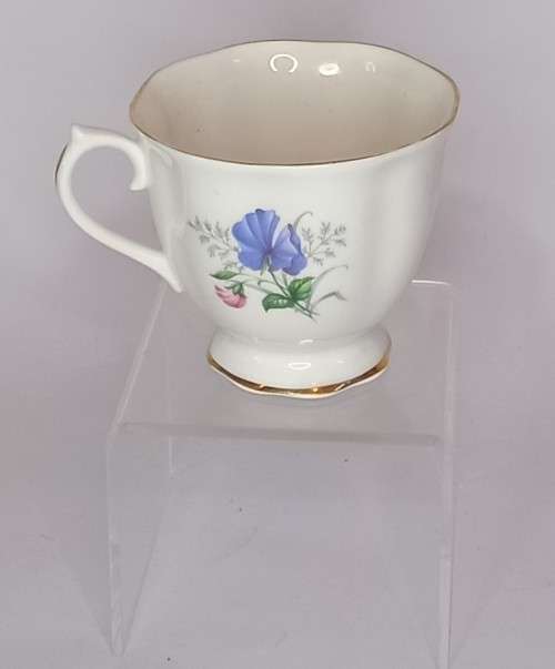 Royal Albert `Sweet Pea` (Friendship Series) Trio