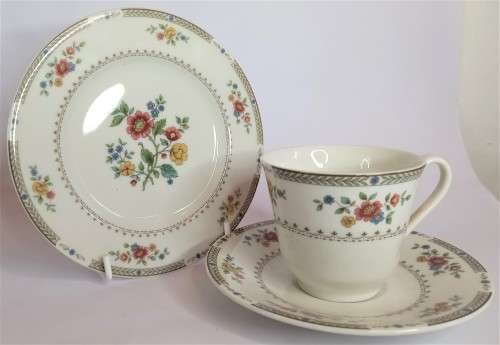 Royal Doulton `Kingswood` Trio (4 available)
