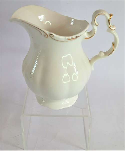 Royal Albert `Orleans` Milk & Sugar Set