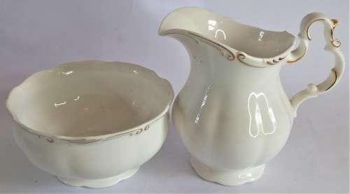 Royal Albert `Orleans` Milk & Sugar Set