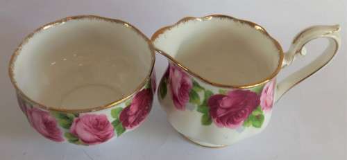 Royal Albert `Old English Rose` Milk & Sugar Set