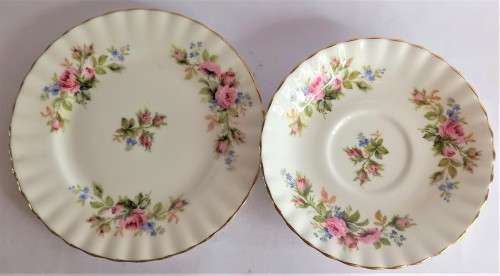 Royal Albert `Moss Rose` Trio !!READ!!