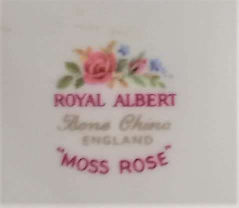 Royal Albert `Moss Rose` Trio !!READ!!