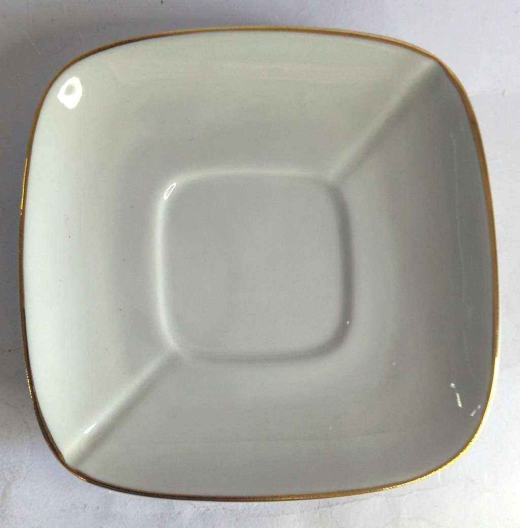 Square-Shaped Demitasse Duo