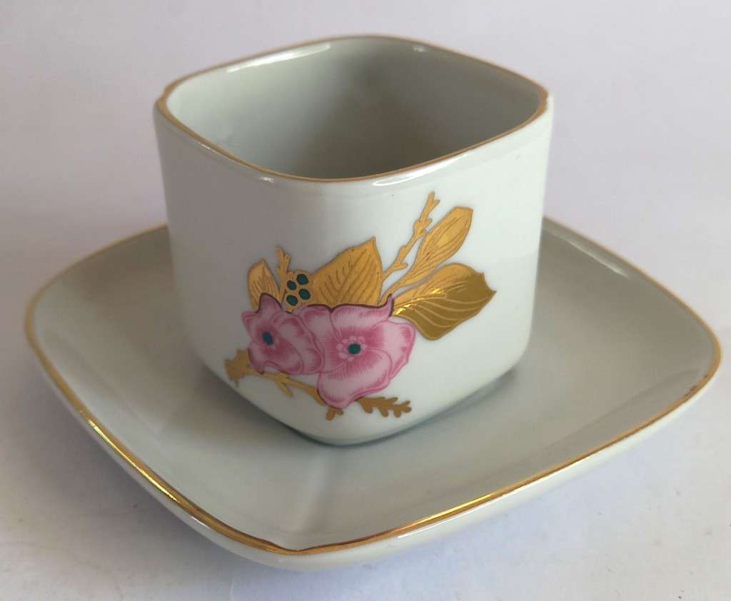 Square-Shaped Demitasse Duo