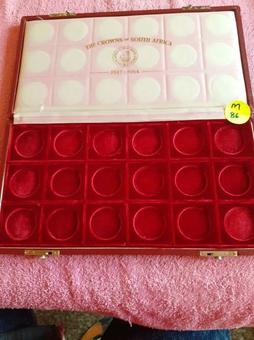 Wooden Coin Holder Box. The Crowns of South Africa 1947 - 1964