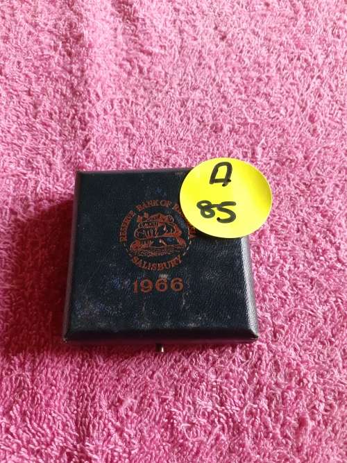 Green Coin Holder Box. Reserve bank of Rhodesia - Salisbury 1966