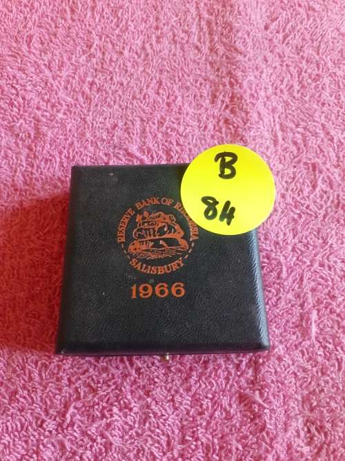 Wooden Coin Holder Box. Reserve Bank of Rhodesia - Salisbury 1966