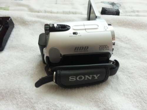 Sony DCR-SR42 Handycam 30GB HDD X40 Optical Zoom camera & docking station