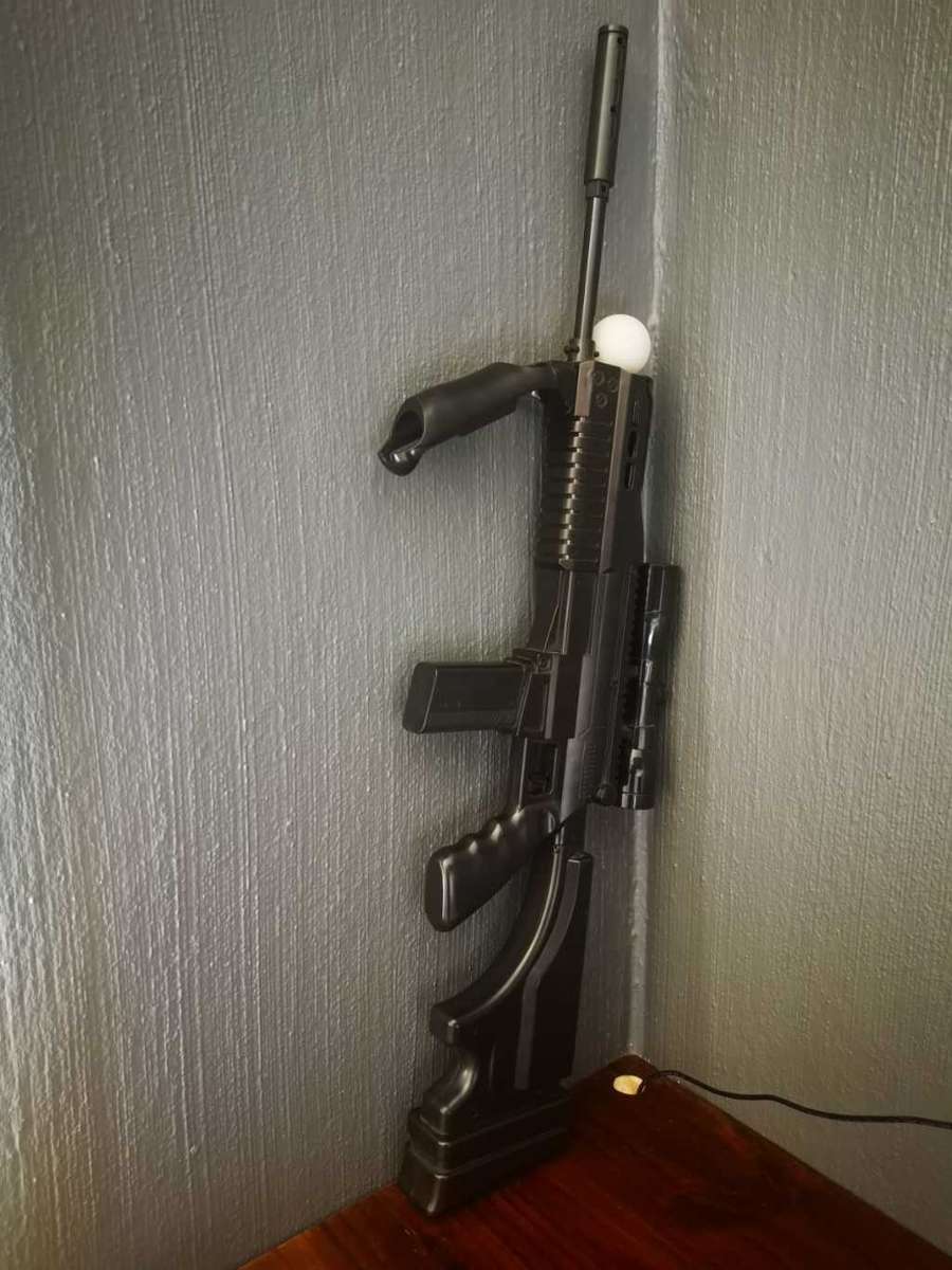 PS3 - 12GB Super Slim Console + 2 Controllers + Move Controller + Games