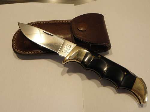 Kershaw 1050 Folding Knife and Leather Pouch