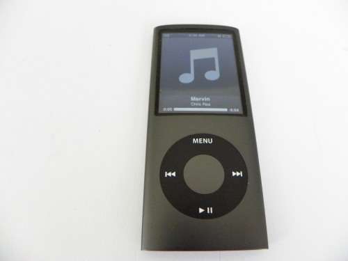 Apple ipod nano 8GB 4th generation (with Docking Station)