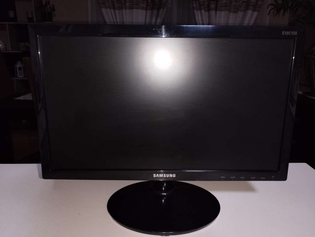 Samsung S19C150 Monitor