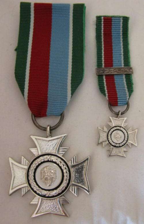 SILVER CROSS OF RHODESIA (S.C.R.) FULL SIZE & MINIATURE.