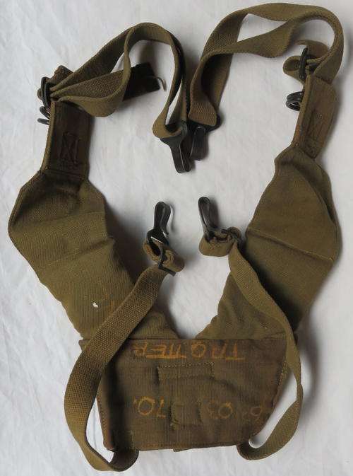 RHODESIAN WEBBING-PADDED SHOULDER YOKE