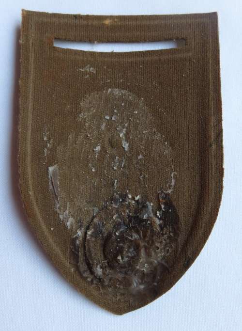 CONGELLA REGT. TUPPER FLASH-ONE PIN