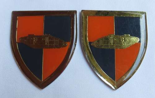 SA SCHOOL OF ARMOUR FLASH PAIR-GOLD TYPE- NO PINS