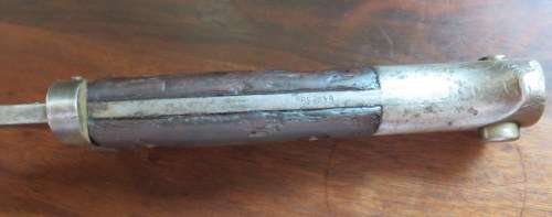 CZECH VZ 33 BAYONET FOR THE CZECH MAUSER-SERIAL NUMBER ON THE POMMEL-METAL SCABBARD WITH LEATHER FRO