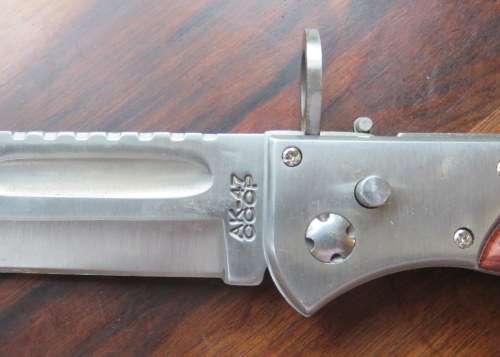 AK 47 BAYONET STYLE FOLDING KNIFE WITH SHEATH MADE FROM HIGH CARBON STAINLESS STEEL-TOTAL LENGTH  36