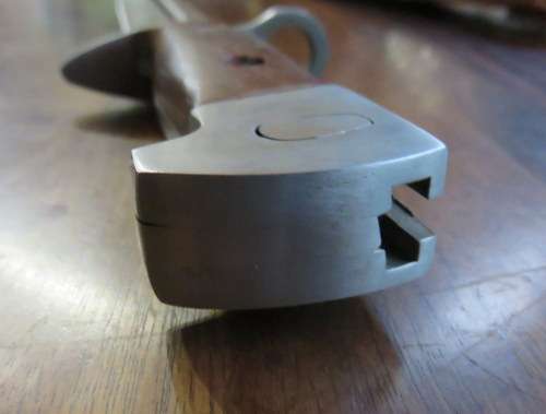 AK 47 BAYONET STYLE WITH LEATHER SHEATH-TOTAL LENGTH 50CM MADE FROM HIGH CARBON STAINLESS STEEL