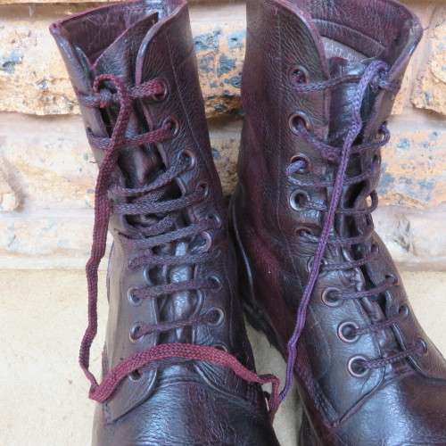 SADF BORDER WAR PERIOD PAIR OF BOOTS-SIZE 8-GOOD CONDITION
