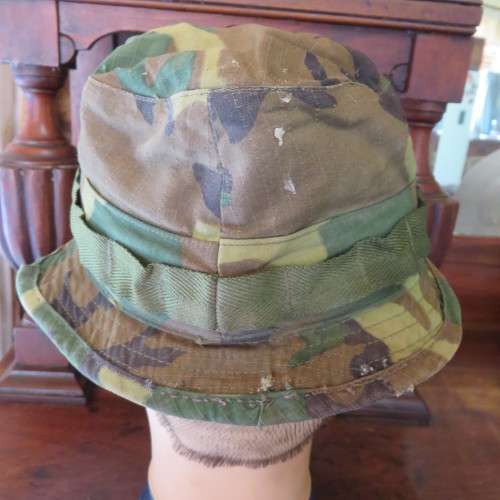 US M81 WOODLAND CAMO PATTERN BEANIE-SIZE 56-MILITARY ISSUE-LABELLED