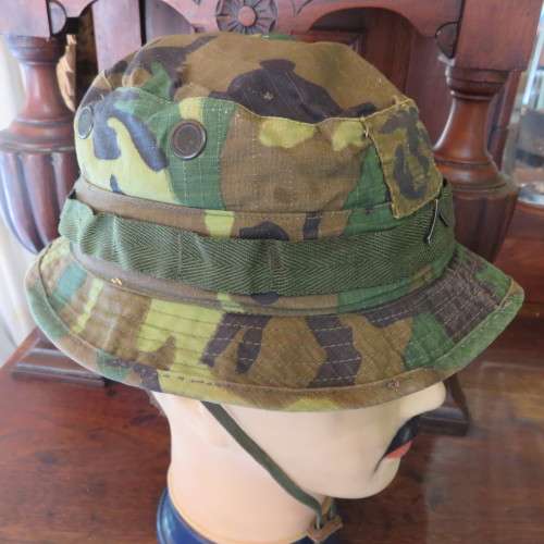 US M81 WOODLAND CAMO PATTERN BEANIE-SIZE 56-MILITARY ISSUE-LABELLED