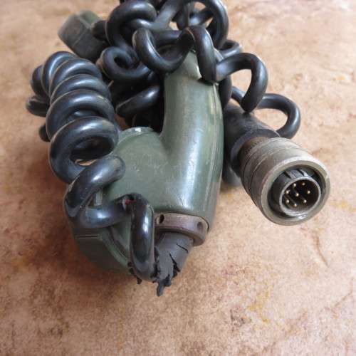 SA BORDER WAR PERIOD RADIO HAND SET-WORKING CONDITION-FITS ON DIFFERENT RADIO'S