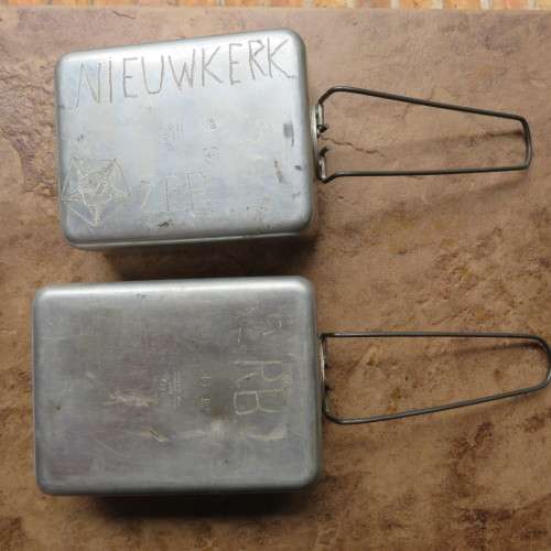 U.D.F WW2 DIXIE-REGT. LOUIS BOTHA -CANADIAN MANUFACTURE-GOOD CONDITION