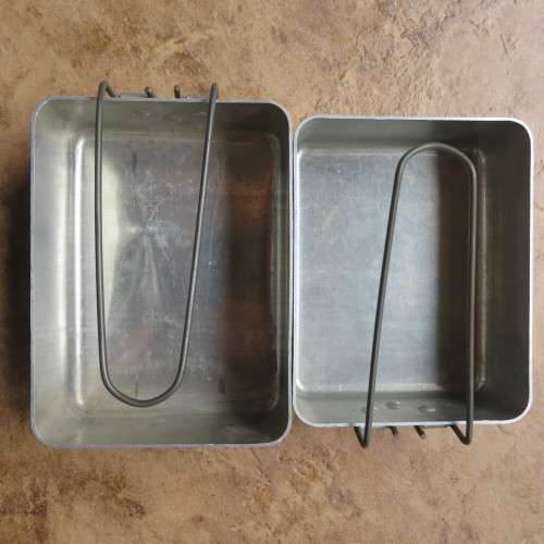 U.D.F WW2 DIXIE-REGT. LOUIS BOTHA -CANADIAN MANUFACTURE-GOOD CONDITION