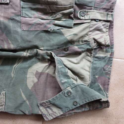 RHODESIAN CAMO TROUSERS SIZE 30-PIPE LENGTH 74CM-PLEASE TAKE NOTE THAT THIS TROUSERS IS IN USED COND